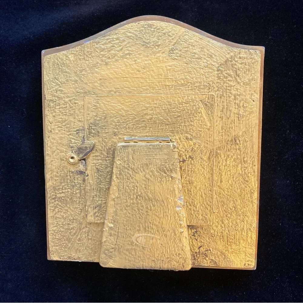 Beautiful Resin Lemon Colored Picture Frame With Inlay Metal Symbols 5.5”x6”